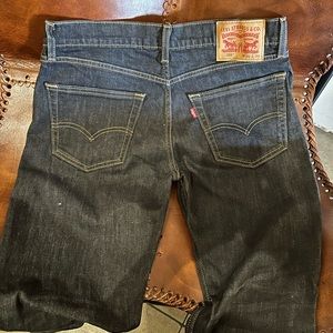 Men’s dark wash Levi’s 505, like new 32x30